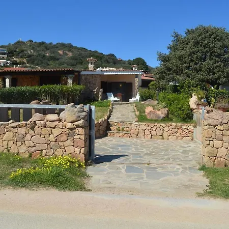 Casa Corallina Porto Taverna